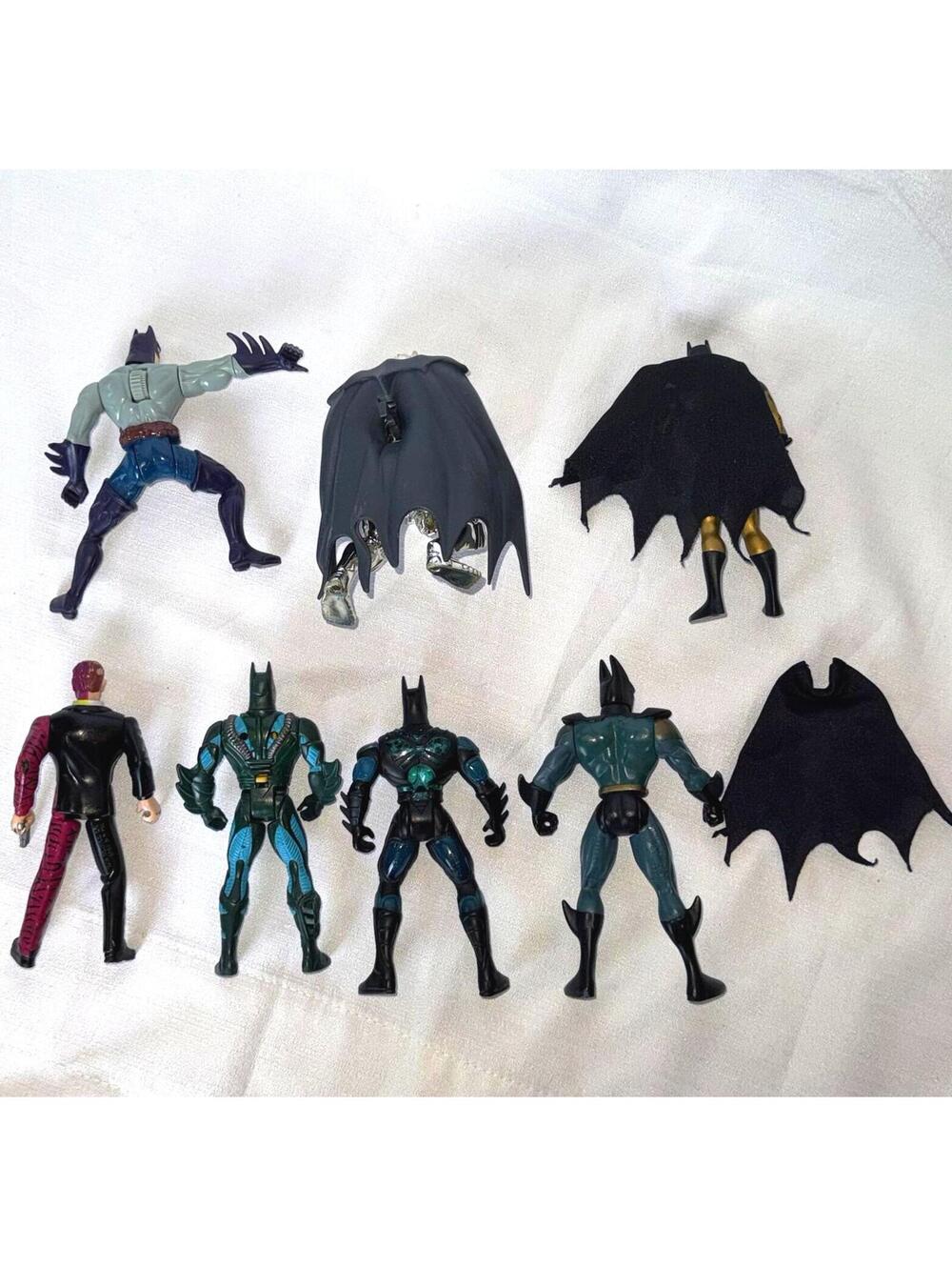 VTG Batman Action Figures Lot of 7 Gold Knight Batman Forever‎ Manta Ray Kenner - Picture 2 of 4